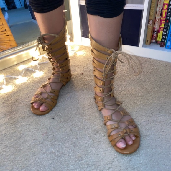 Sandals - Picture 2 of 5